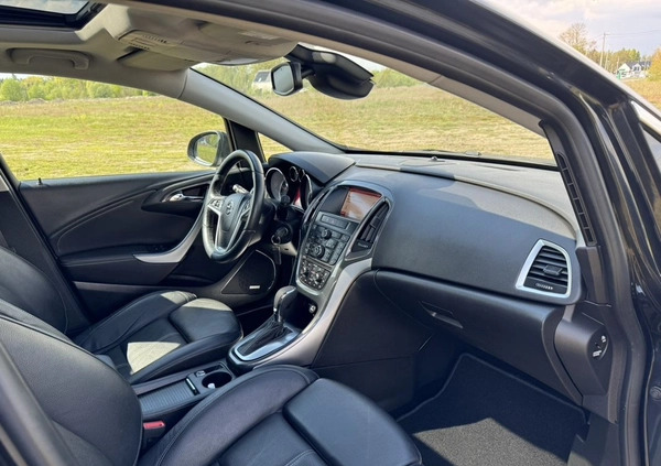 Opel Astra cena 29900 przebieg: 218000, rok produkcji 2014 z Rawa Mazowiecka małe 191